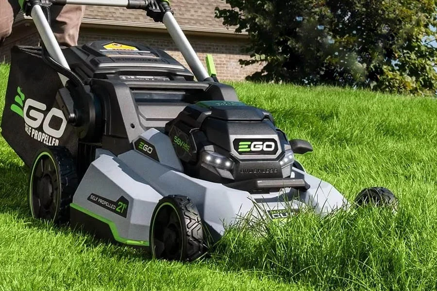 cordless self propelled electric lawn mowers